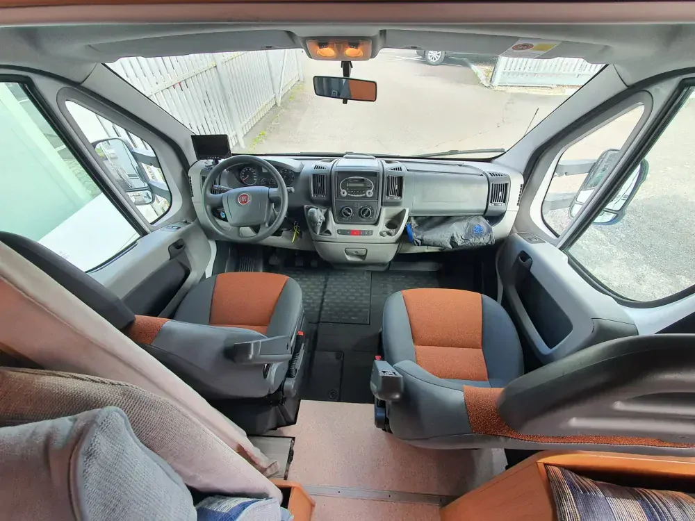 Fiat Ducato - Knaus Sport TR obytný vůz alkovna