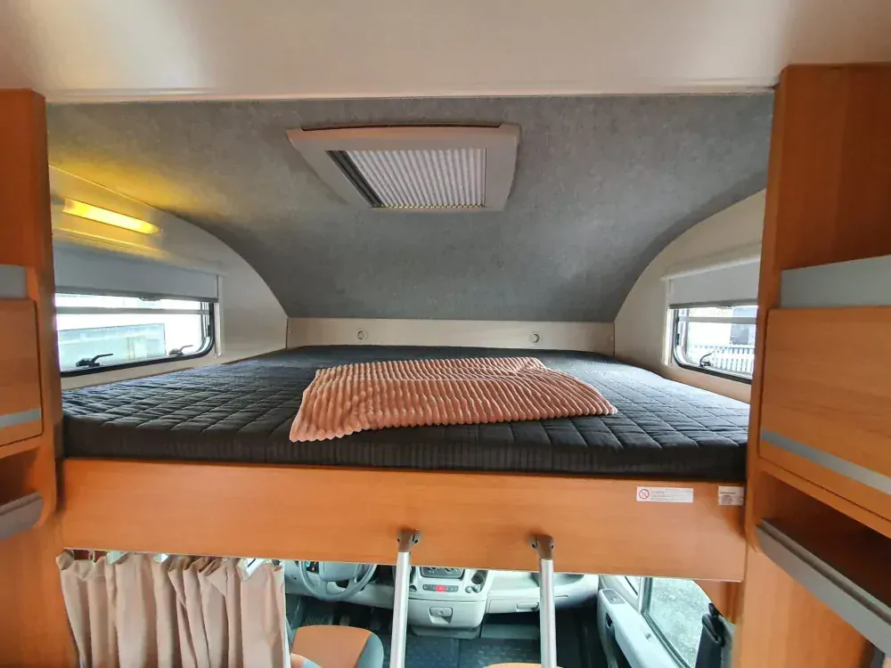 Fiat Ducato - Knaus Sport TR obytný vůz alkovna