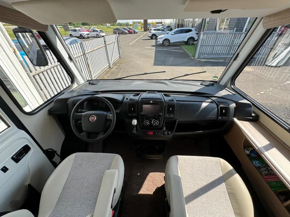 Fiat - CARADO 1447 integrovaný obytný vůz